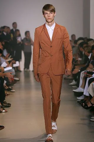 Look 16